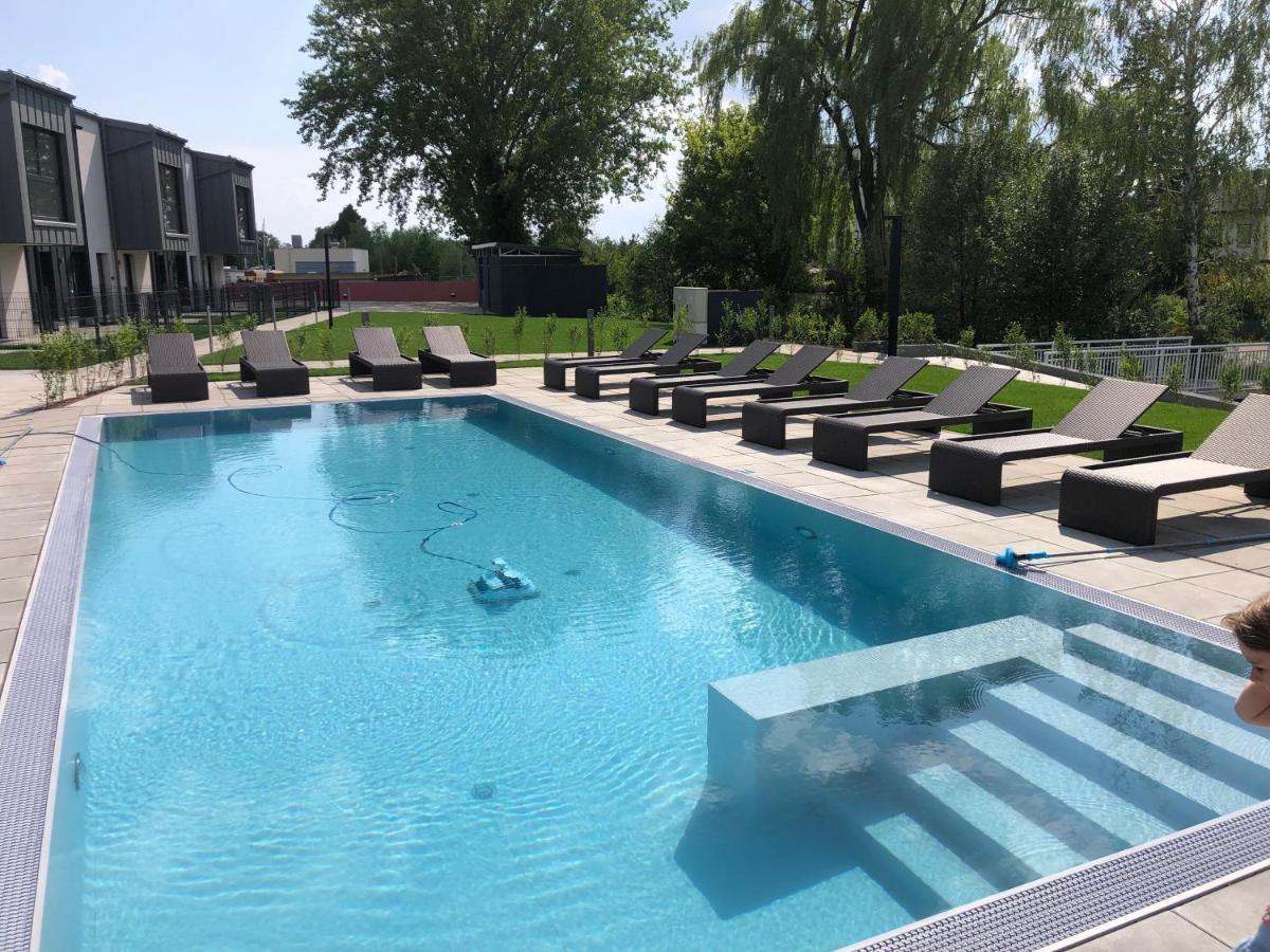 25H Spa-Residenz Pools In & Out, Private Garden & Beach นอยซีเดิลอัมเซ ภายนอก รูปภาพ